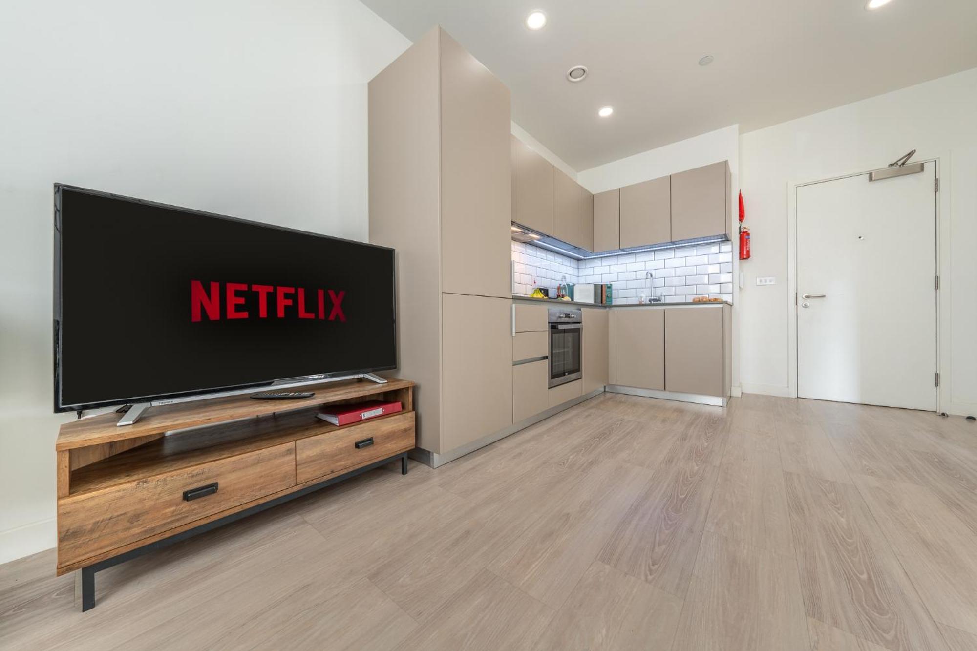 Luxury 1 Bedroom Serviced Apartment With Roof Terrace & Gym Stevenage Extérieur photo