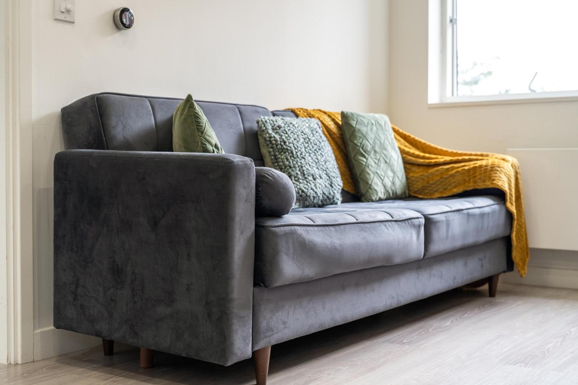 Luxury 1 Bedroom Serviced Apartment With Roof Terrace & Gym Stevenage Extérieur photo