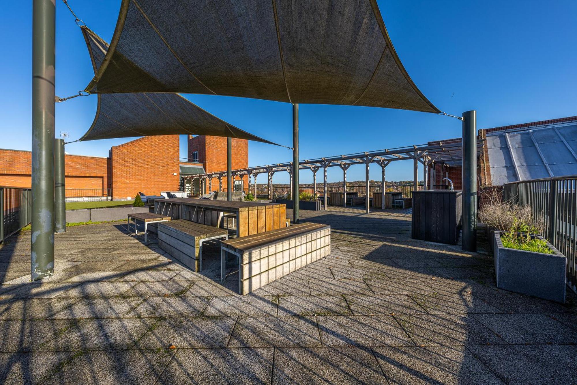 Luxury 1 Bedroom Serviced Apartment With Roof Terrace & Gym Stevenage Extérieur photo